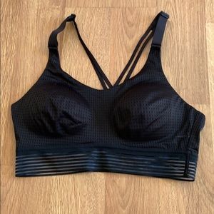 Victora Sport - sports bra with pads